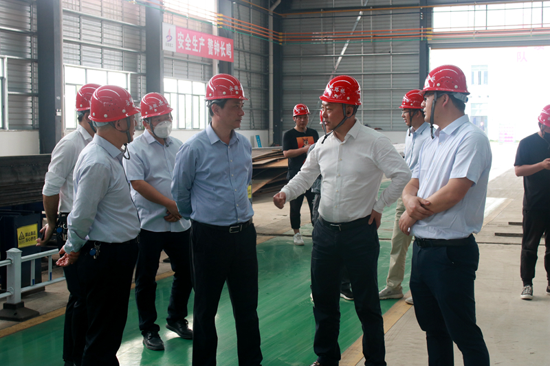 蕪湖市住建局黨委書記、局長朱發(fā)沐一行到安徽建工鋼構(gòu)智能制造有限公司調(diào)研2